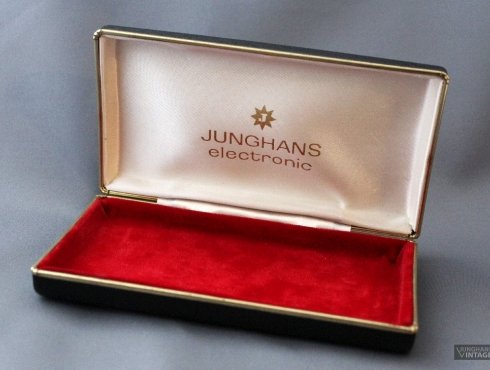 Junghans-electronic-Uhrenbox-3.jpg
