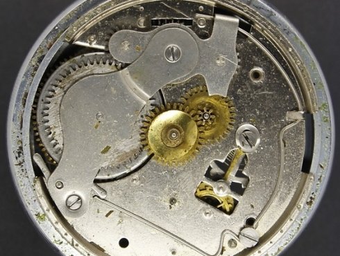 Junghans-Ingersoll-Regent-J55-Werk-movement-dial.jpg