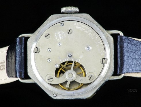 Junghans-13-NOBRK-octogon-M.-Weisser-01.jpg