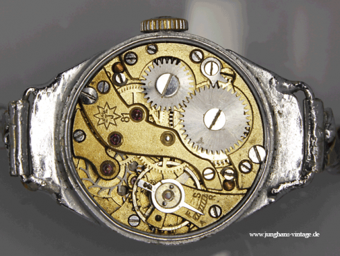 Junghans-J81-Zentra-Werk-movement.png
