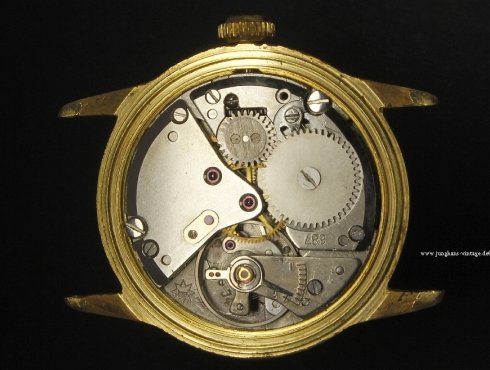 Junghans-687.72-Werk-movement.jpg