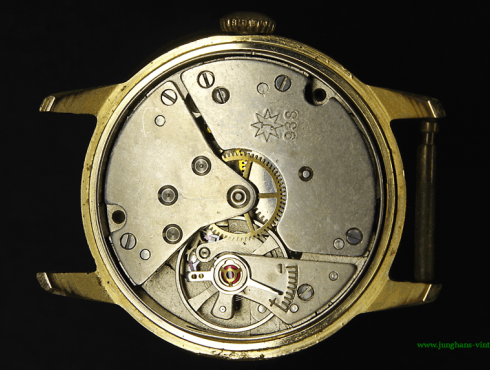 Junghans-J93S-Junghans-693.33-Werk-movement.png