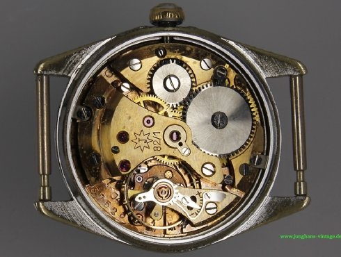 Junghans-J82-1-Chronometer-Werk-movement.jpg