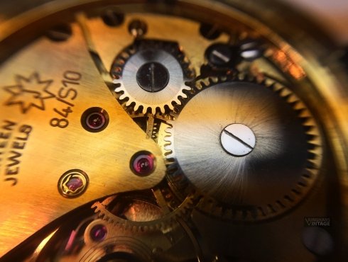 Revision-Junghans-J84S10-Meister-hidden-lugs-008.jpg