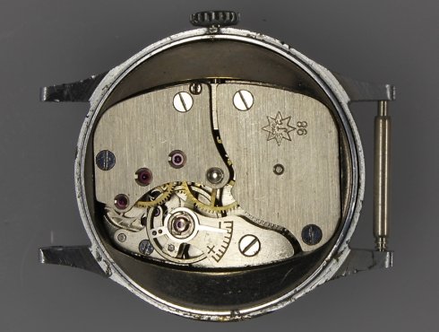 Junghans-J98-1-698.70-Werk-movement-12.jpg