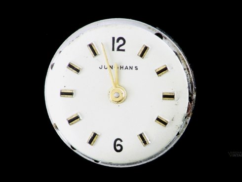 Junghans-660.70-02.jpg