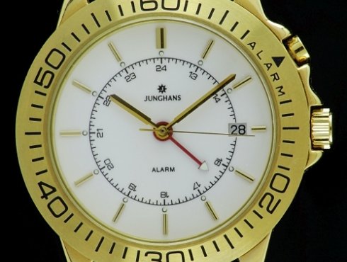 Junghans-quarz-alarm-01.jpg
