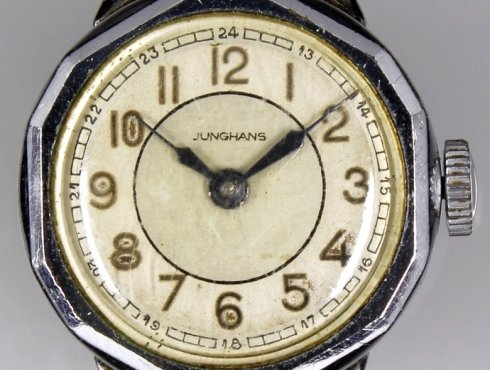 Junghans-J81-Front-2.jpg