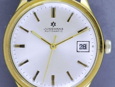 Junghans-651.10-ETA-2472-Jens-Finkbeiner-04.jpg