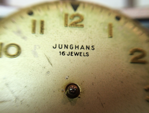 Junghans-J82-Junghans-682.70-88.png