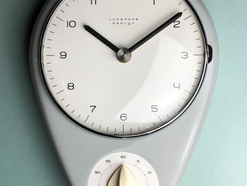 Junghans-Max-Bill-Küchenuhr-mir-Kurzzeitmesser-Grau-003.jpg