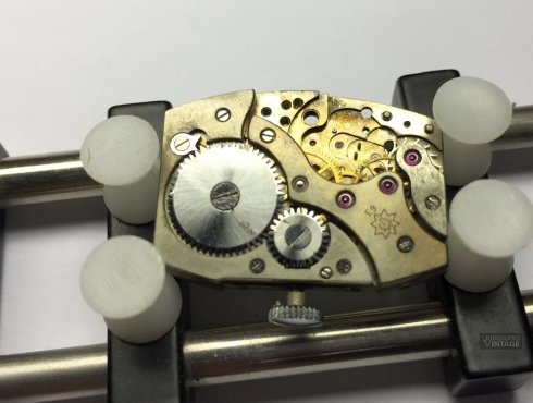 Junghans-J63-Peseux-110-rund-04.jpg
