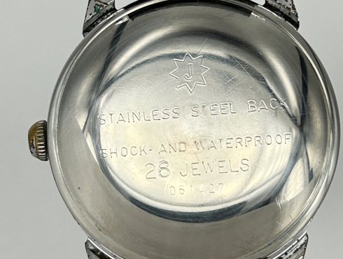 Junghans-J83-Chronometer-28-Jewels-002.jpg